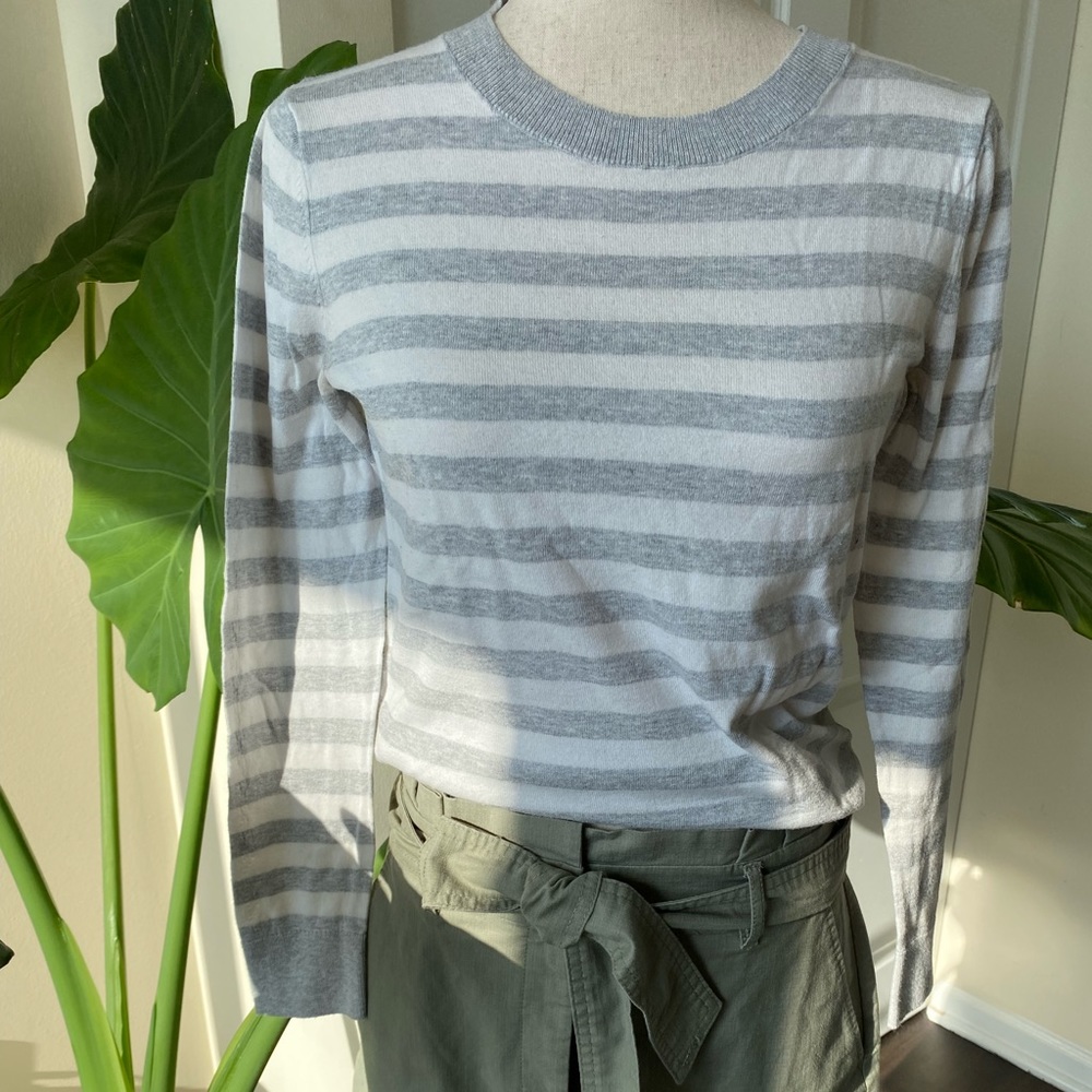 Banana Republic Long Sleeve Sweater